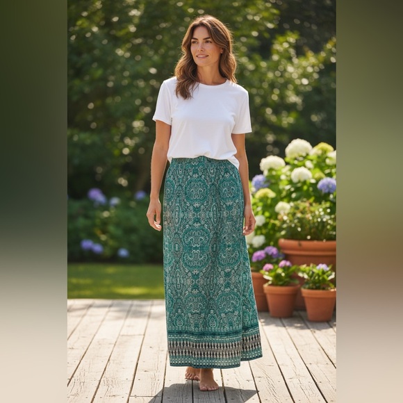 Cato Dresses & Skirts - Women’s Maxi Skirt Sz 18/20